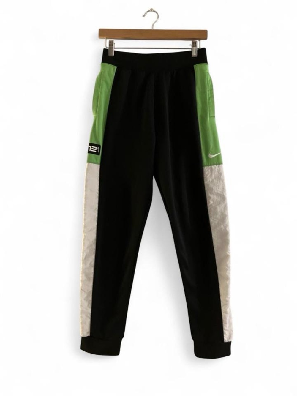 Nike Elite Joggers Black and Green